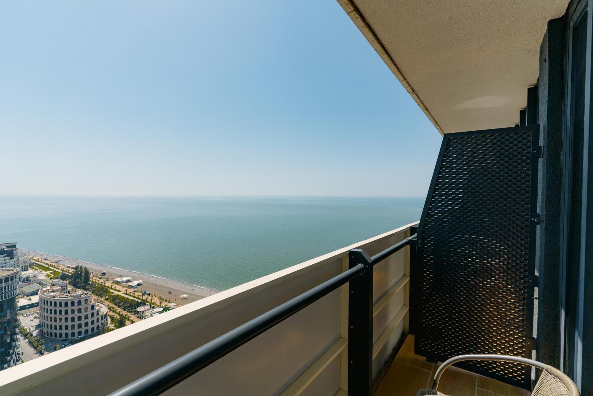 Habiby Orbi City Batumi Exteriör bild